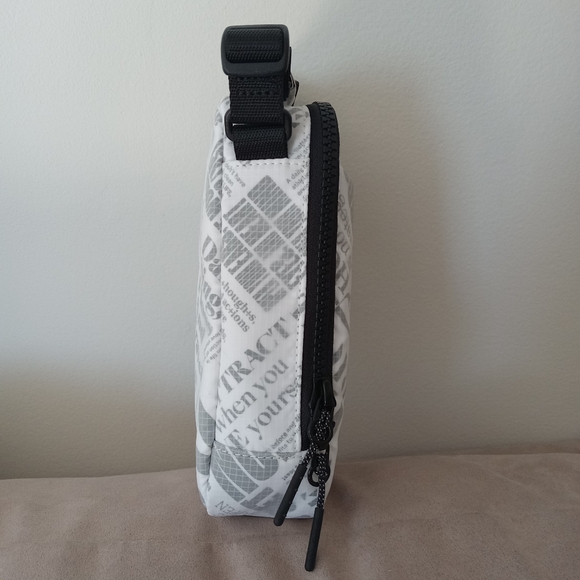 lululemon Easy Access Crossbody 'Manifesto' Print Black and White Purse - Picture 3 of 9